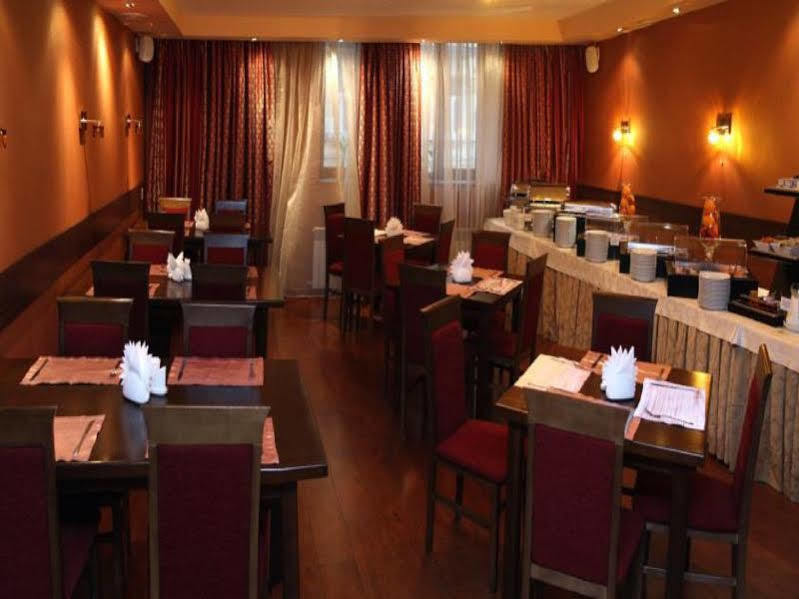 Hotel Kozatskiy Kyiv